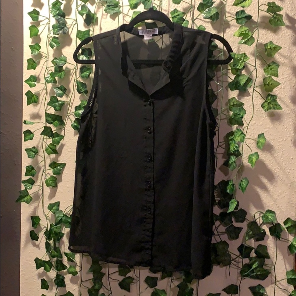Sheer sleeveless blouse, black.